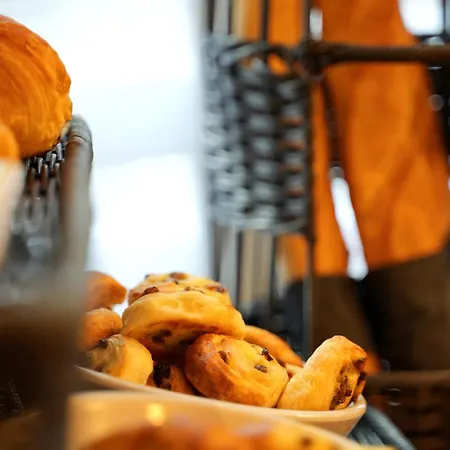 オテル ル グリヨン ストラスブール