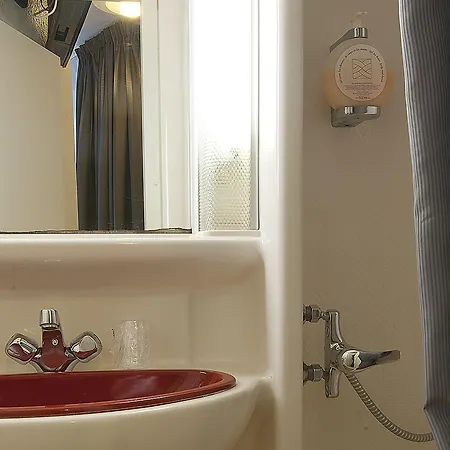 オテル ル グリヨン ホテル ストラスブール