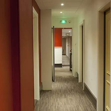 オテル ル グリヨン ホテル 3*