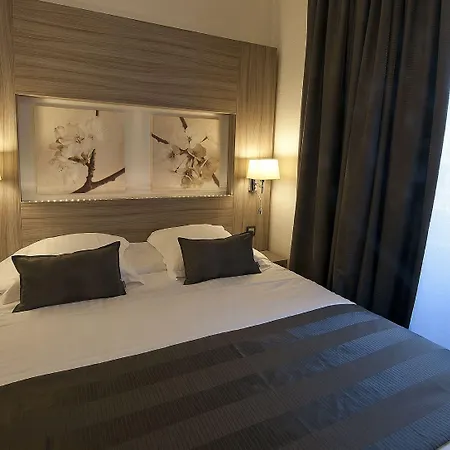 オテル ル グリヨン 3* ストラスブール