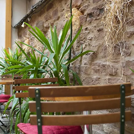 Le Grillon Hotel 3*