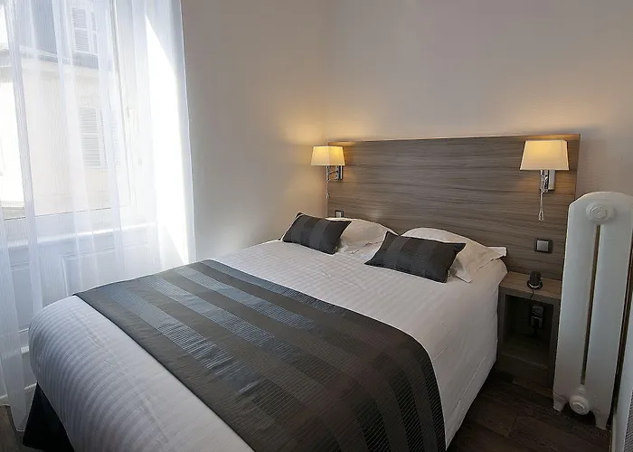 Le Grillon Στρασβούργο