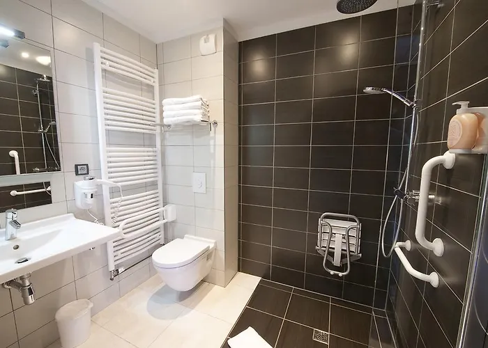 Hotell Le Grillon Strasbourg