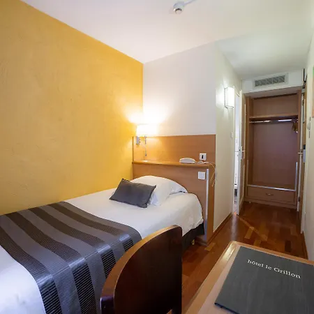 Hotel Le Grillon