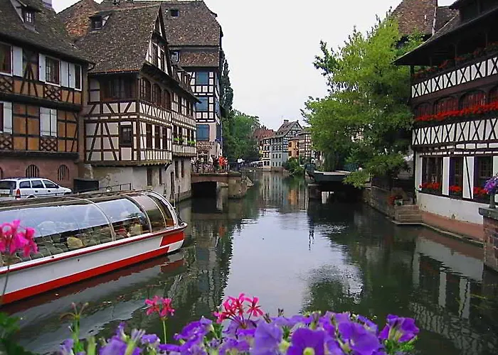 Le Grillon 3* Strasbourg