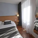 Otel Le Grillon 3*