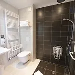Otel Le Grillon Strazburg