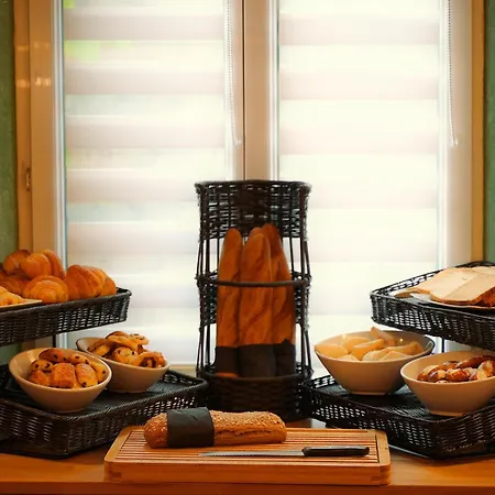 Le Grillon 3* Straatsburg