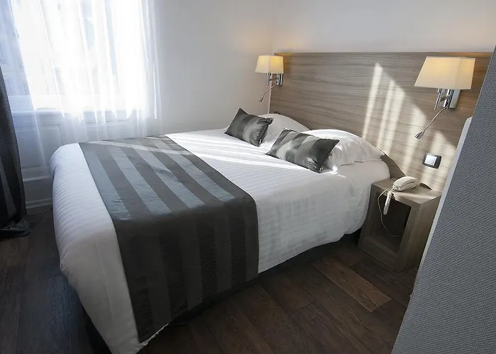 Hotel Le Grillon Straatsburg